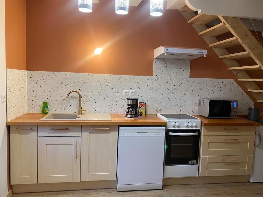 Petite Maison De Bourg Noyers エクステリア 写真